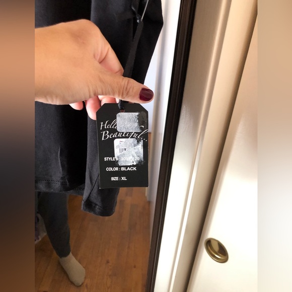 Splash brnd black top sz XL, lace neck 16 inches PTP, 14 inc lgth cotton/spand - Picture 4 of 6